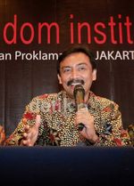 Andi Mallarangeng Gelar Jumpa Pers