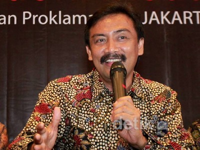Andi Mallarangeng Gelar Jumpa Pers