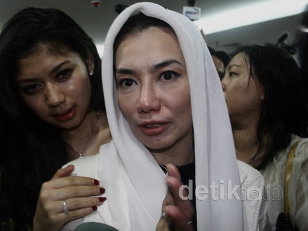 Reza Hadiri Sidang Angie