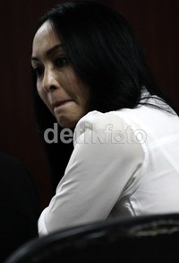 Angelina Sondakh juga denda 250 juta dan subsider 6 bulan penjara. Ramses/detikFoto.