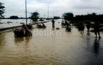 Banjir Rendam Tol Merak