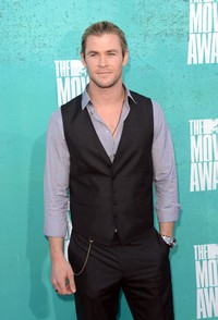 Si tampan Chris Hemsworth juga membawa pulang penghargaan Favorite Action Movie Star. Jason Merritt/Getty Images.