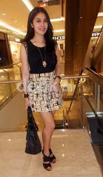 Si Cantik Sandra Dewi