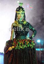 Jupe Bermahkota Ular Kobra