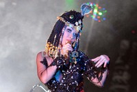 Tampaknya lagu ini merupakan cerminan atau gambaran curahan hati Jupe.