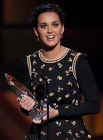 Katy Perry Berbunga-bunga