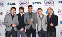 Penghargaan Favorite Breakout Artist dibawa pulang oleh boyband asal Inggris The Wanted dengan personelnya Tom Parker, Jay McGuiness, Siva Kaneswaran, Nathan Sykes dan Max George. Jason Merritt/Getty Images.