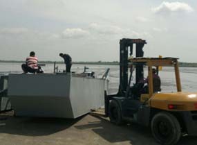 BPLS Datangkan 2 Ponton Lancarkan Kerja Kapal Keruk