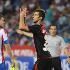 MU Dikabarkan Incar Pemain Muda Rayo Vallecano