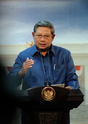 SBY dapat Penghargaan News Maker Of The Year 2012