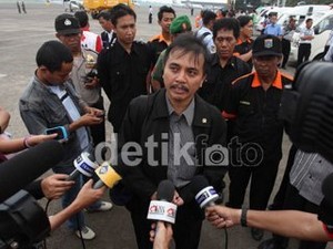 Kolektor Mobil Antik Itu Jadi Menpora