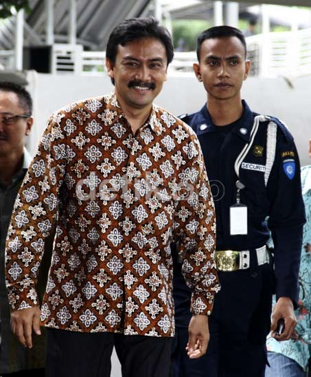 Andi Mallarangeng Diperiksa KPK