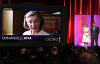Emmanuelle Riva juga masuk nominasi untuk film 'Amour'. Kevin Winter/Getty Images.