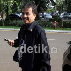 Roy Suryo, Pengamat Multimedia yang Kini Jadi Menpora