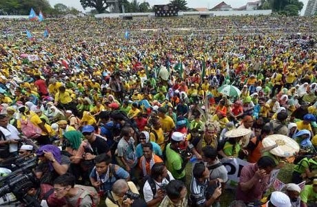 Ribuan Pendukung Oposisi Malaysia Serukan Reformasi