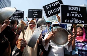 M Nuh: Proses Belajar Mengajar Sekolah eks RSBI Tetap Sama
