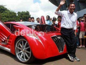 Danet: Dahlan Iskan Harusnya Training Cara Nyetir Tucuxi