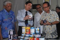 KKP mendorong industri pengolahan hasil kelautan dan perikanan untuk terus meningkatkan produktivitas dan nilai tambah (value added) produk perikanan. Komoditas utama ekspor hasil perikanan Provinsi Sumatera Utara antara lain adalah ikan nila beku, udang beku, kepiting kaleng, serta ikan beku lainnya, dengan tujuan ekspor ke Amerika Serikat, Uni Eropa, Malaysia, Korea, Jepang dan Thailand. Efrimal Bahri/pembaca