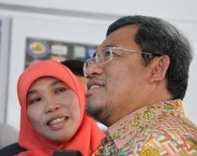 Sempat Diterpa Isu Poligami, Aher: Kami Harmonis Saja