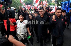 Petinggi Parpol Mulai Tinggalkan Gedung KPU