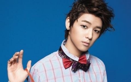 Tahun Baru, Minhyuk CNBlue Ingin Tambah Ganteng