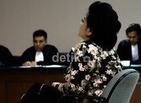 Hartati Murdaya dituntut 5 tahun penjara. Ramses/detikFoto.