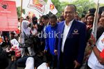Gaya Pimpinan Parpol Tembus Massa di KPU