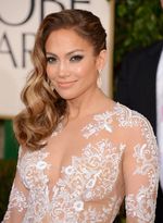 Aww..Seksinya Jennifer Lopez di Golden Globe