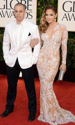 Aww..Seksinya Jennifer Lopez di Golden Globe