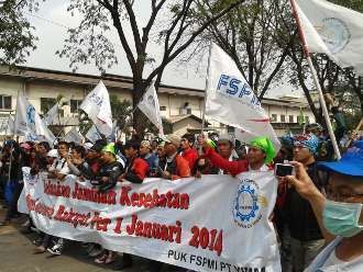 Buruh Demo UMP, Pengusaha: Kalau Kita Tutup Mereka Jadi Pengangguran