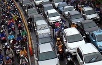Selain sebagai upaya untuk menyeterilkan jalur bus transjakarta, peninggian pembatas juga bertujuan untuk menjaga keselamatan pengendara kendaraan bermotor.     