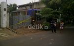 Tembok di Pondok Indah Roboh, 2 Orang Tewas