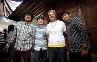 Turut hadir Deddy Mizwar, Dicky Chandra, dan pesonil Bajaj (Aden, Isa, Melky) dalam acara tersebut.
