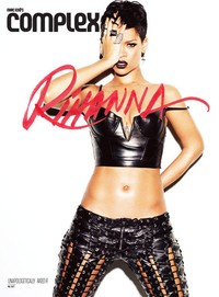 Riri tampak hot. Zoe McConnell/Complex.