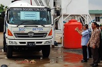 Peresmian dilakukan oleh Direktur Pengembangan Usaha dan Strategi Bisnis PT Semen Indonesia (Persero) Tbk. Erizal Bakar. (Joko Hendro).