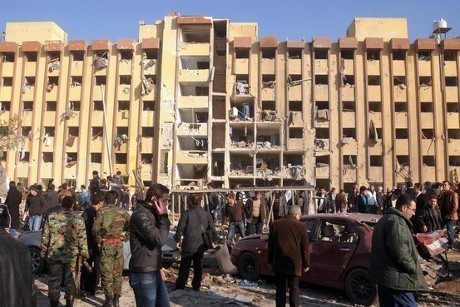 82 Orang Tewas Akibat Ledakan di Kampus Suriah