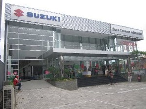 Suzuki Buka Showroom di Cinere Depok