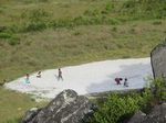 Yang Ajaib di Papua, Pantai di Atas Bukit!