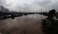 Jakarta berubah bak lautan.