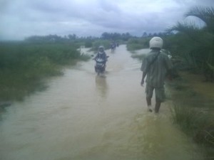 3 Rumah Hanyut Akibat Banjir Bandang di Pandeglang