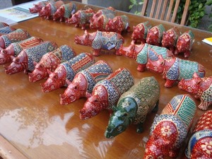 Oleh-oleh Kerajinan Kayu Paling Keren Khas Indonesia