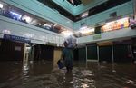 Pasar Cipulir Mulai Terendam Banjir