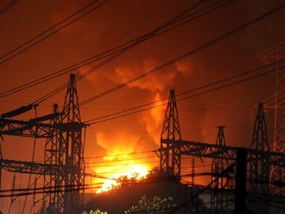 Jakarta Banjir, Gardu Listrik Cawang Terbakar