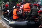 Kopasus Evakuasi Paksa Warga Jatinegara Pulo