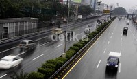 Pemandangan seperti ini jarang sekali, karena jalur ini merupakan langganan macet.