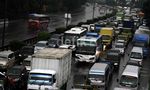 Tol Cawang- Jatiwaringin Mengular