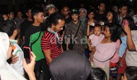 Para warga pun tampak antusias melihat kehadiran Slank. Ridho/detikHOT.