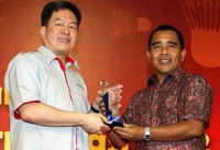 Pemberikan penghargaan yang dihadiri Ketua Umum KONI Pusat Tono Suratman itu dilakukan di GOR PB Djarum Jati, Kudus, Jawa Tengah. (Dok Djarum).