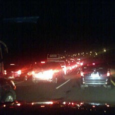 Truk Melintang, Tol Cikampek Macet