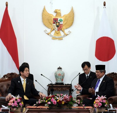 Warganya Disandera, PM Jepang Batalkan Jamuan Santap Malam di Istana